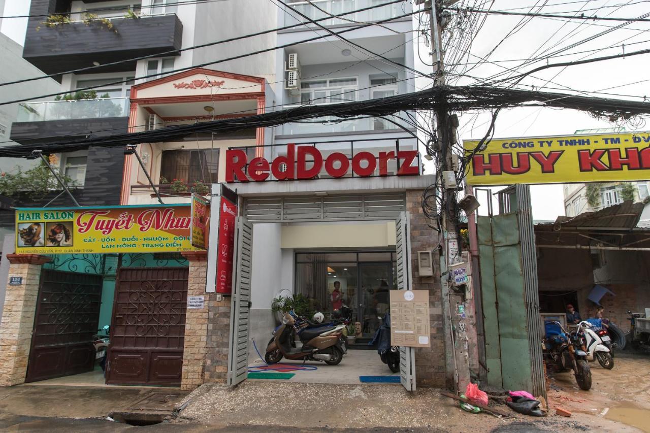 Hotel Reddoorz Near Saigon Zoo à Hô Chi Minh-Ville Extérieur photo
